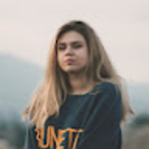 Meet your Posher, Anna